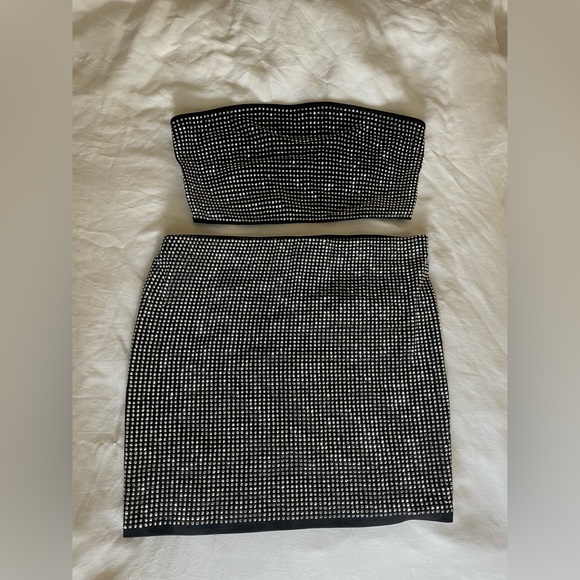 Mini skirt and Crop Top Set - Picture 1 of 2